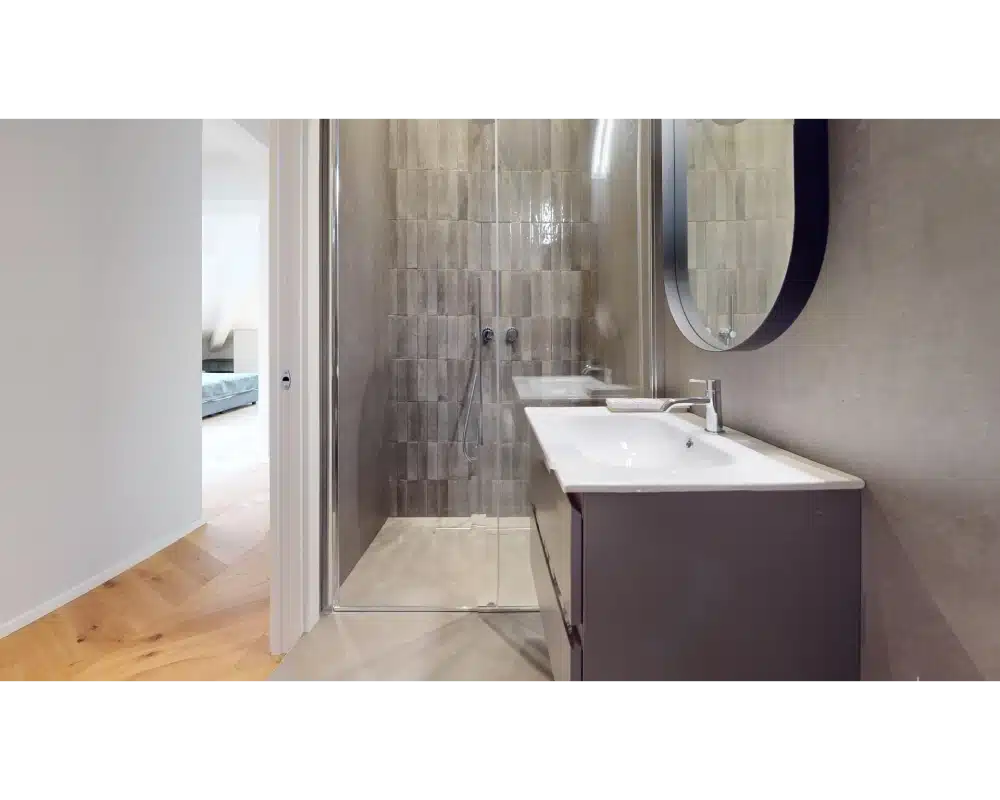 attico-con-ampio-bagno-riccione